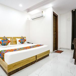 Fabhotel Silver Crown